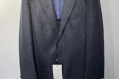 Selling with online payment: [EU] NWT Suitsupply charcoal flannel blazer, size 38R