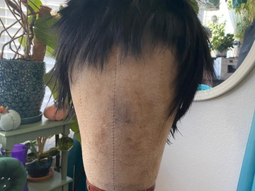 Selling with online payment: Short Black Wig