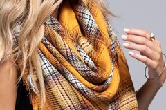 Bulk Lots: Pack of 20 Plaid Fringed Edge Scarf