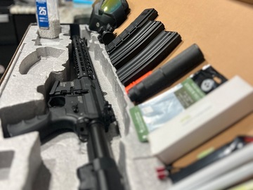Selling: Airsoft gun 