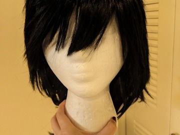 Selling with online payment: Medium Black Wig