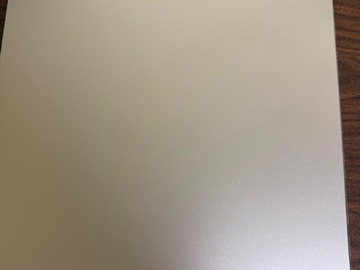 Selling with online payment: Projector screen highly reflective