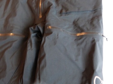 Winter sports: NORRONA LOFOTEN GORETEX SKI/BOARD SHELL PANTS