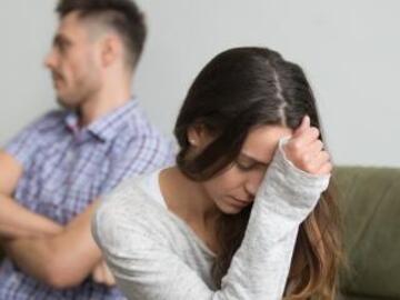 Selling: He loves you but what's stopping him. Fast answers 