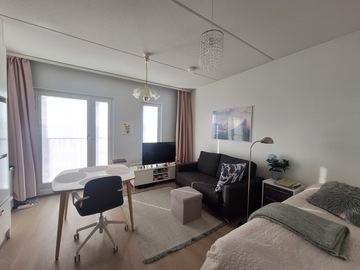 Renting out: Furnished studio apartment available for spring