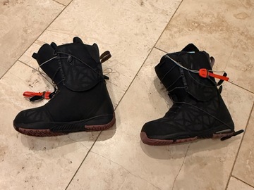 Winter sports: Black Burton women’s snowboard boots unworn 