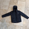 General outdoor: The North Face Boys’ large Neverstop Black Jacket