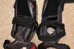 Verkaufen mit Online-Zahlungen: Ellenbogenschoner von Nike