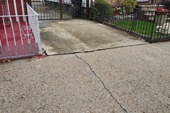 Monthly Rentals (Owner approval required): Brooklyn NY, Weekly Parking Spot Near Many Businesses  