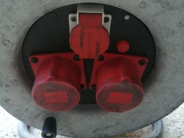 À vendre: ENROULEUR 380V  WURTH 25M