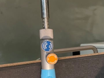 Gebruikte apparatuur: Soldeer brander met draaibare telescoop soldeertafel 