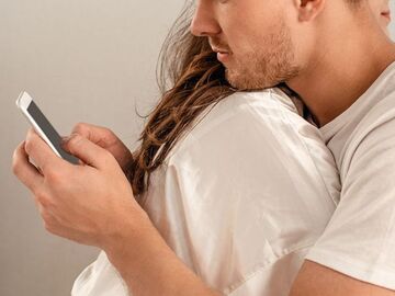 Selling: Special Offer Ask any two QUESTIONS | get clarity within 2 HOURS