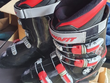 Winter sports: Dynafit ski boots