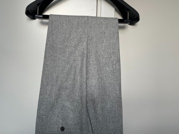 Selling with online payment: [EU] NWT Suitsupply light grey flannel trousers, size w32