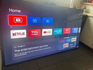 À vendre: Télévision endommagé à vendre (tcl 85’)