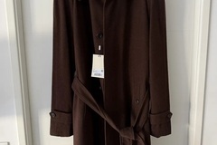 Selling with online payment: [EU] NWT Suitsupply chocolate brown s180 belted coat, size 38R