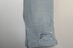 Selling with online payment: [EU] NWT Suitsupply light blue selvedge jeans, size 32\32