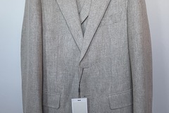 Selling with online payment: [EU] NWT Suitsupply beige flannel 3pc suit, size 36R