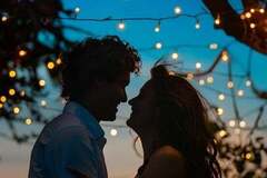 Selling: Is he/she right for me - love reading ❤️ 