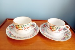 Vente: 2 tasses et leurs soucoupes en porcelaine de Limoges