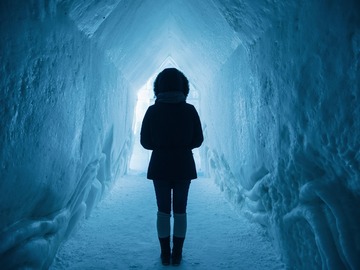 Selling: Why are they cold and distant? 