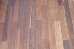 À vendre: Parquet contrecollé 2m x 200mm épaisseur 19 mm