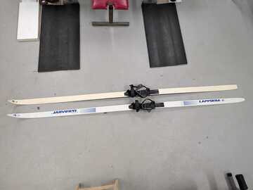 Vuokrataan (viikko): Järvinen lapponia 280 cm metsäsukset