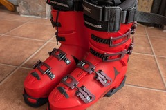 Winter sports: Atomic Redster Clubsport CS 130 Ski Boots – 2023/24 – Size 27.5