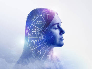 Selling:  What is coming toward you in the next 30 days before  10p 