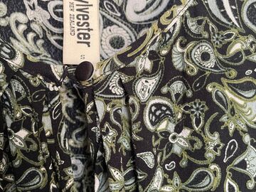 Selling: Sylvester paisley dress