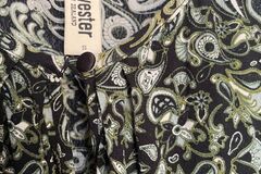 Selling: Sylvester paisley dress