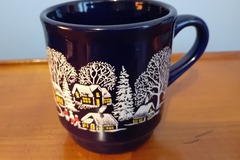 Selling: Mug noir décor montagne hiver