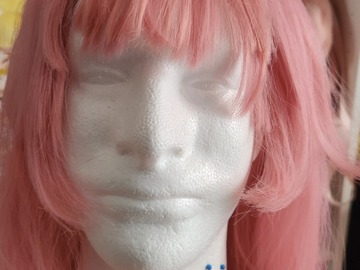 Selling with online payment: Pink wig
