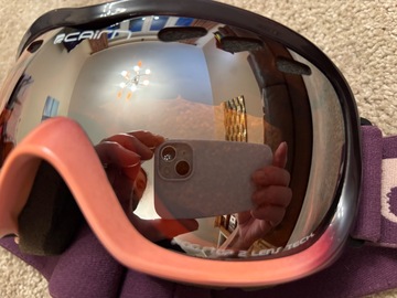 General outdoor: Girls ski goggles