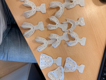 Nieuwe apparatuur: edentate afdruklepels OK + BK