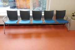 Gebruikte apparatuur: Wachtkamer stoelen