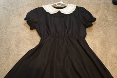 Selling with online payment: Maid Dress with Heart Window