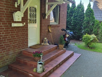 Tauschobjekt: Tausche DHH in Reinbek gegen 3 Zimmer EG-Wohnung in Hamburg oder 