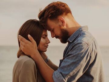 Selling: Is there any third person between us??