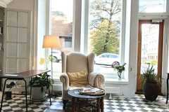 Vuokrataan: Vuokralle annetaan hoitohuone liiketilasta