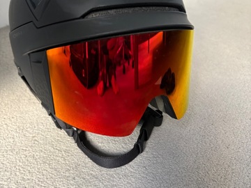 Winter sports: Oakley MOD 7 Ski Helmet / Goggles