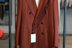 Selling with online payment: [EU] NWT Suitsupply red db overcoat, size 38R