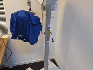 Nieuwe apparatuur: Zeiss EXTARO 300 - Op verrijdbaar statief.