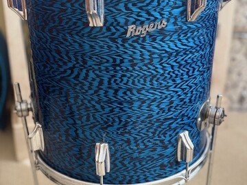 Selling with online payment: Rogers 1960s 16 x 16 Holiday Blue Onyx Floor Tom