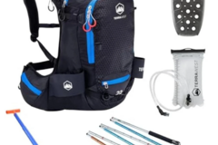General outdoor: [NEW] TerraWest Ski Backpack inc shovel, probe & back protector