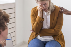 Kurs: ZMIANA EMOCJONALNA W PSYCHOTERAPII