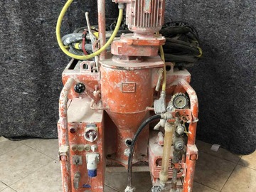 À vendre: Machine à plâtre PFT G54E