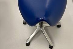 Gebruikte apparatuur: Zadelstoel tandarts