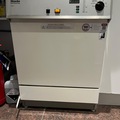 Gebruikte apparatuur: Gratis 2x Miele thermodesinfectors. Voor reparatie/onderdelen