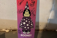 Selling with online payment: Almost Rodney Mullen & team signed deck